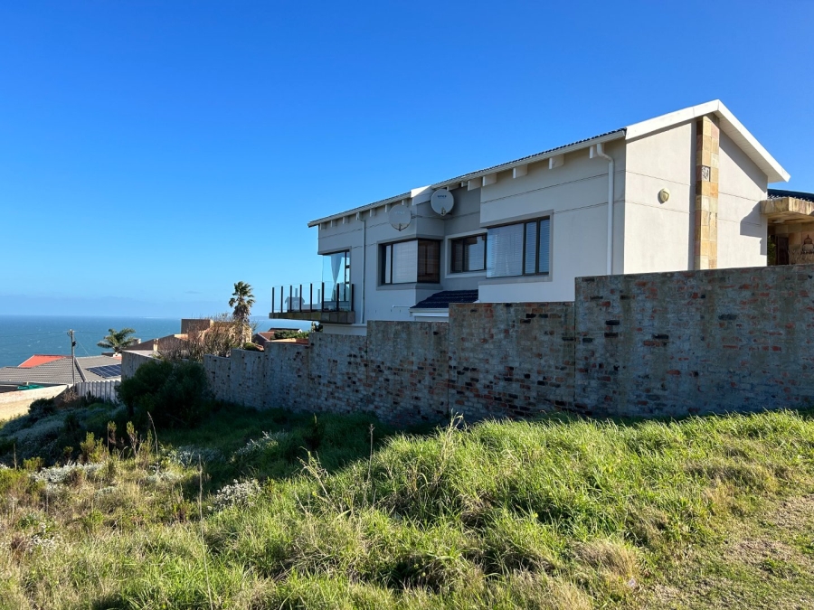  Bedroom Property for Sale in Dana Bay Western Cape